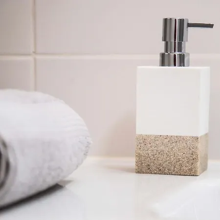 The Sunny Flair, Relaxing Experience *