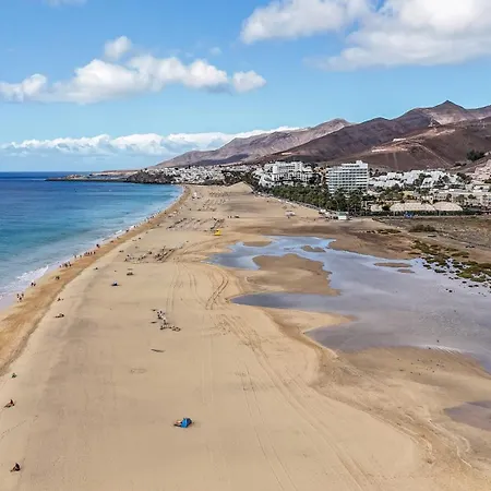 The Sunny Flair, Relaxing Experience דירה