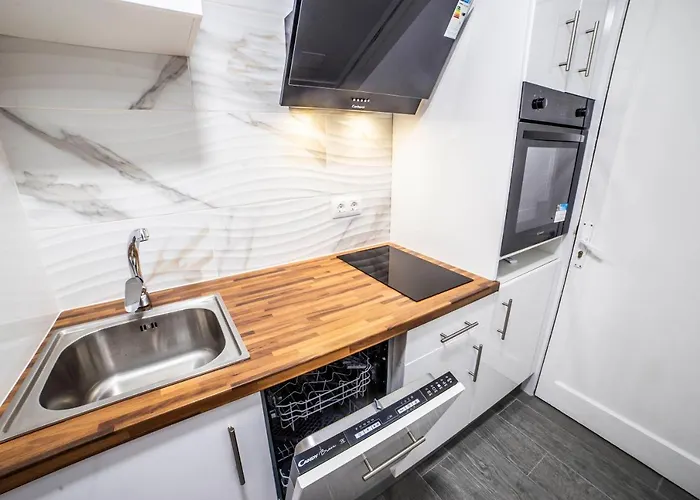 דירה The Sunny Flair, Relaxing Experience *