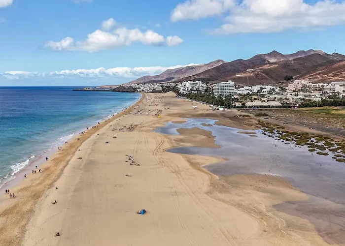 The Sunny Flair, Relaxing Experience דירה