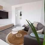 The Sunny Flair, Relaxing Experience *